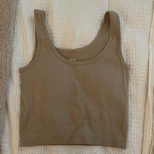Workout tank top